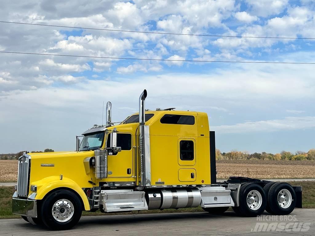 Kenworth W 900 Tahače