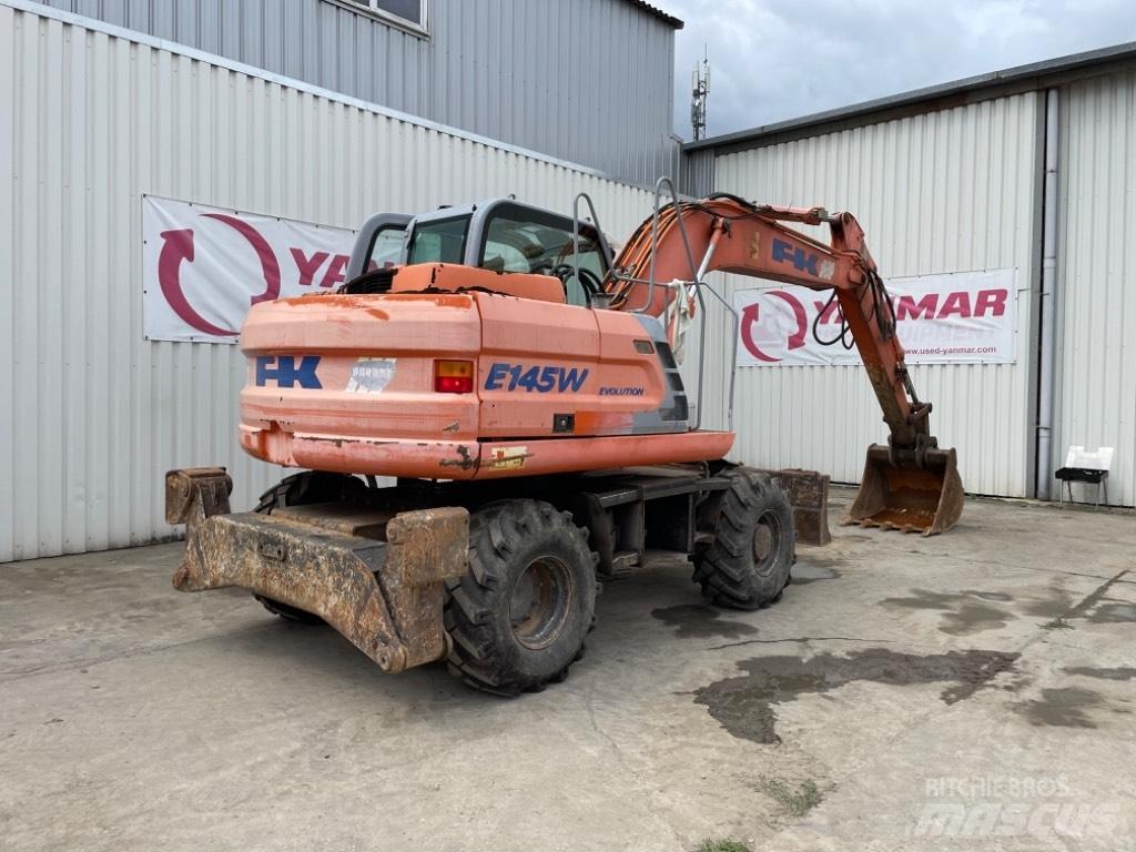 Kobelco E145W Kolová rýpadla