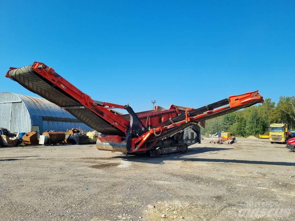 Sandvik QE 441 Mobilní třídiče