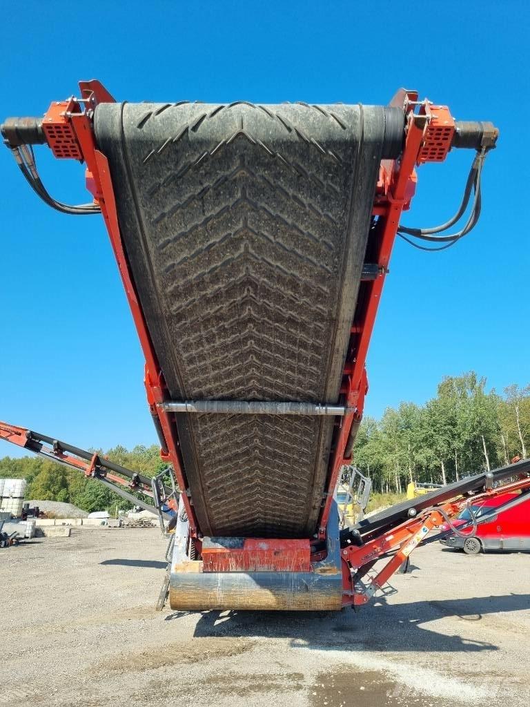 Sandvik QE 441 Mobilní třídiče