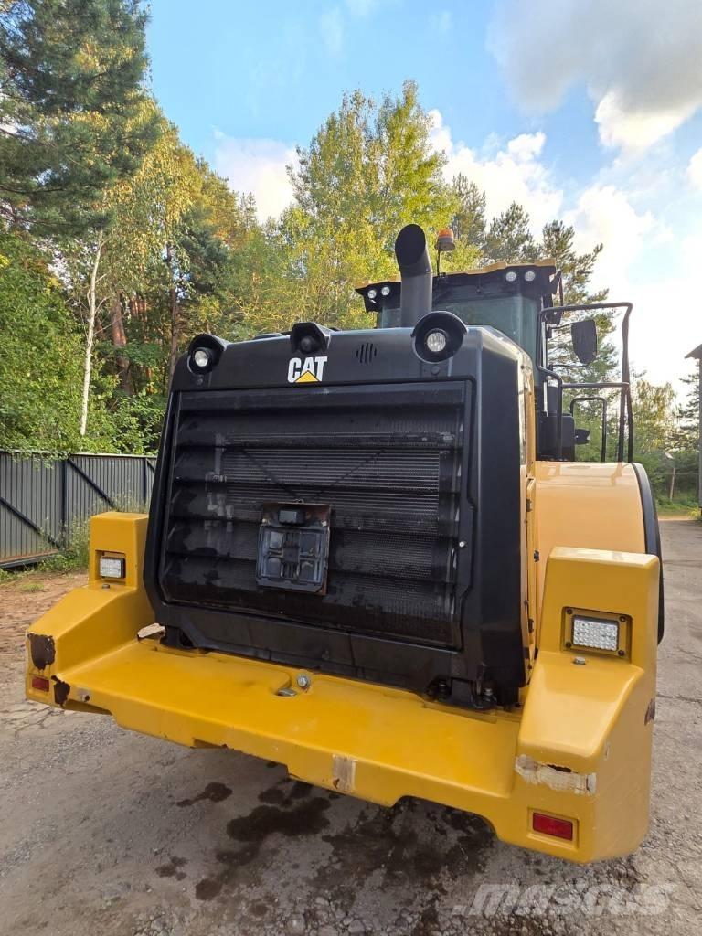 CAT 962 M Kolové nakladače