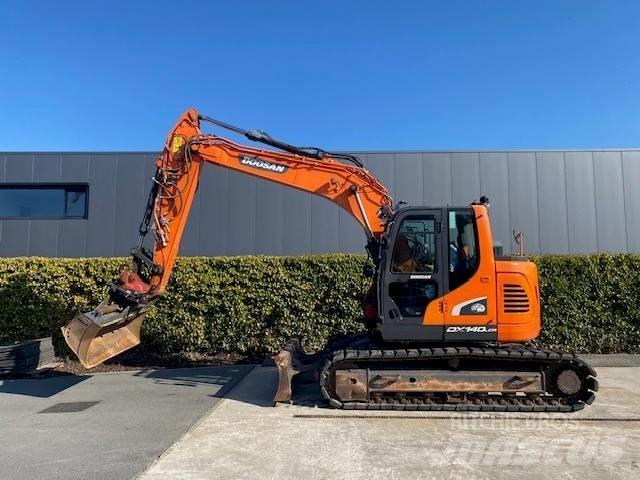 Hitachi 140W-5B Kolová rýpadla