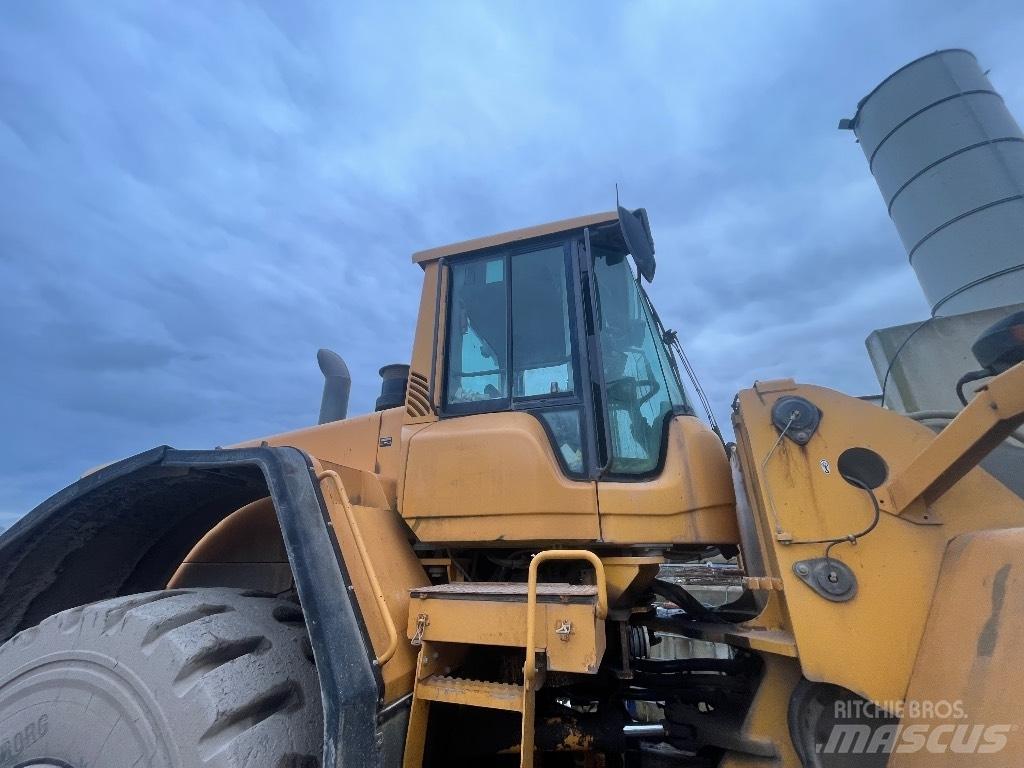 Volvo L 180 F Kolové nakladače
