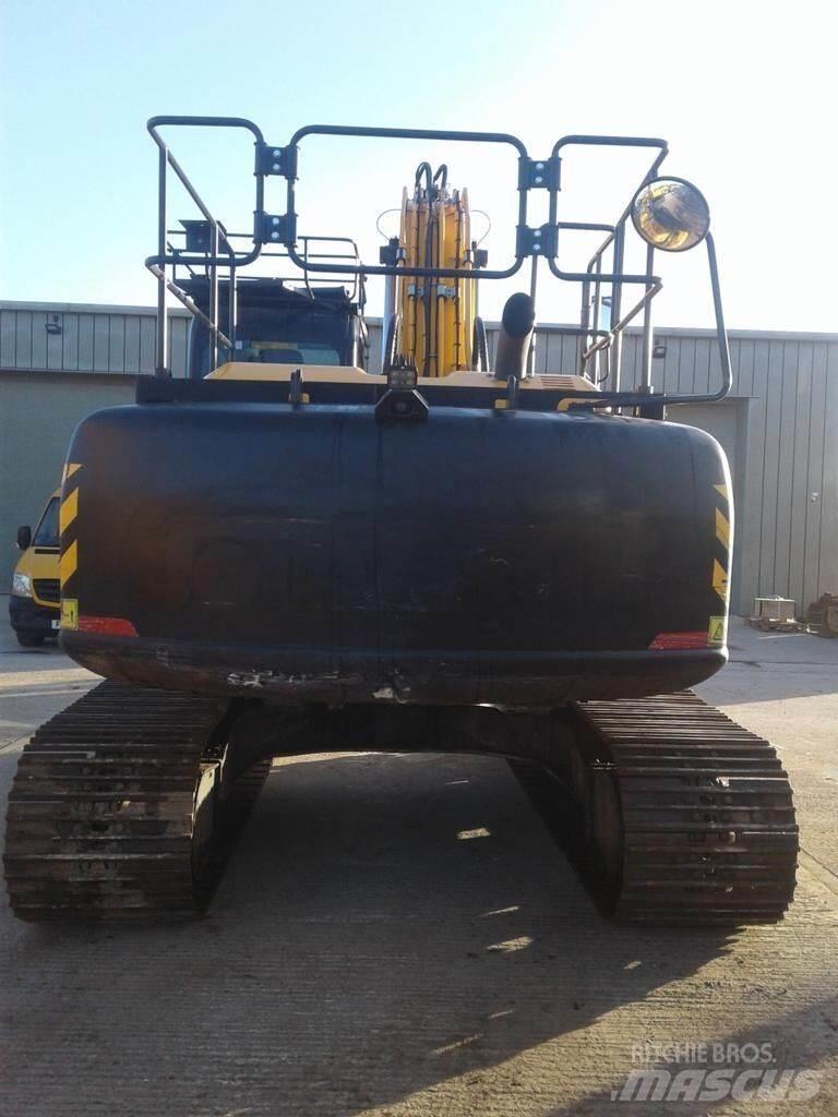 JCB JS220LC Pásová rýpadla