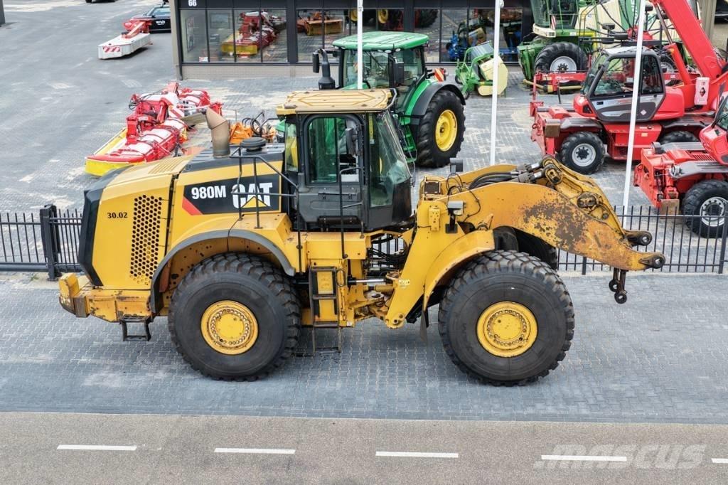 CAT 980M shovel + Bak Kolové nakladače