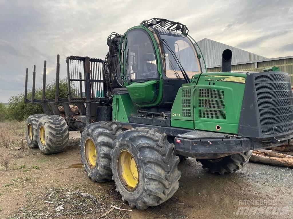 John Deere 1210 E Vyvážecí traktory
