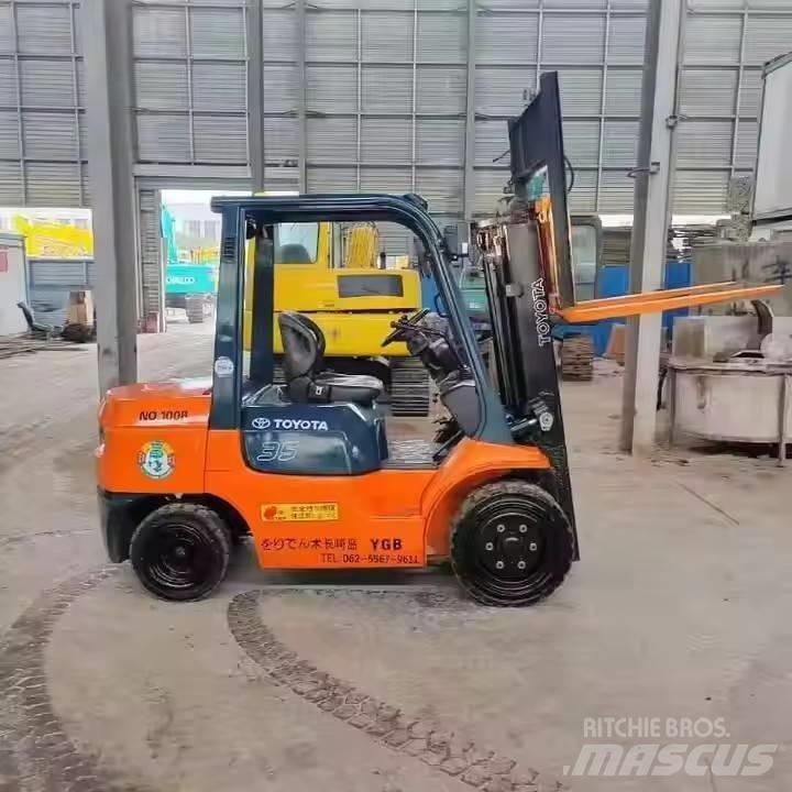 Toyota FD35 Dieselové vozíky