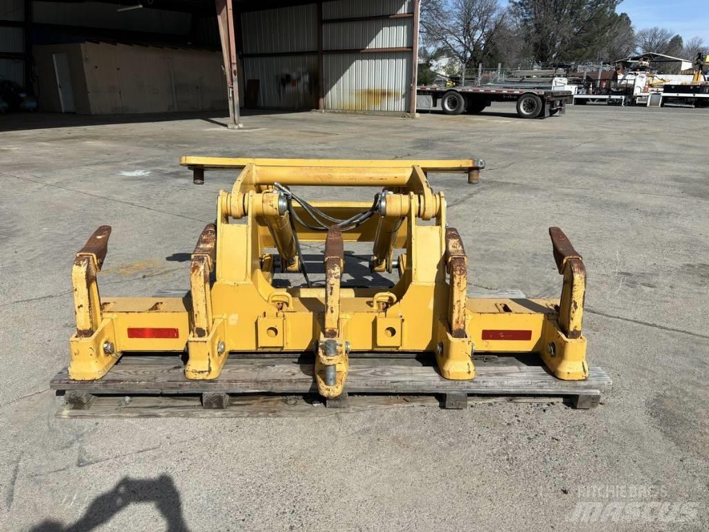 DEERE 770G Ostatní komponenty