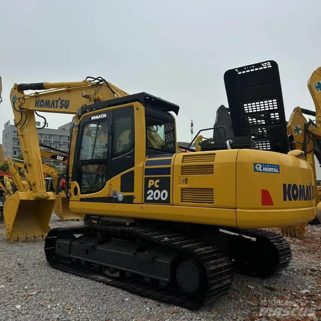 Komatsu 200-8 Pásová rýpadla