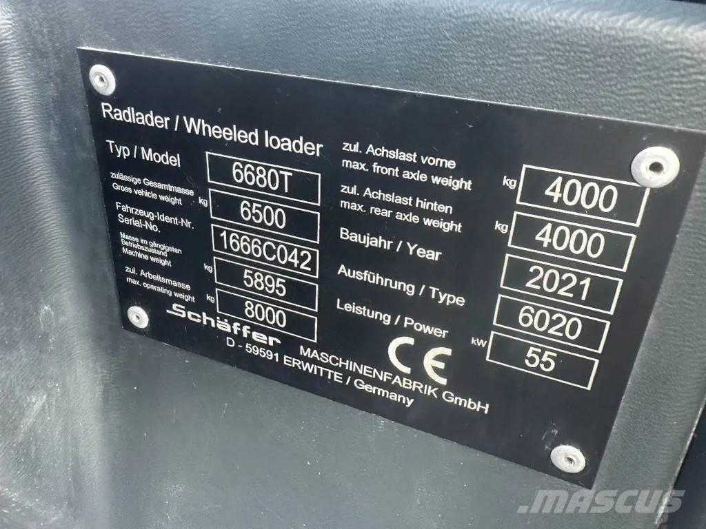 Schäffer 6080T Teleskopické kolové nakladače