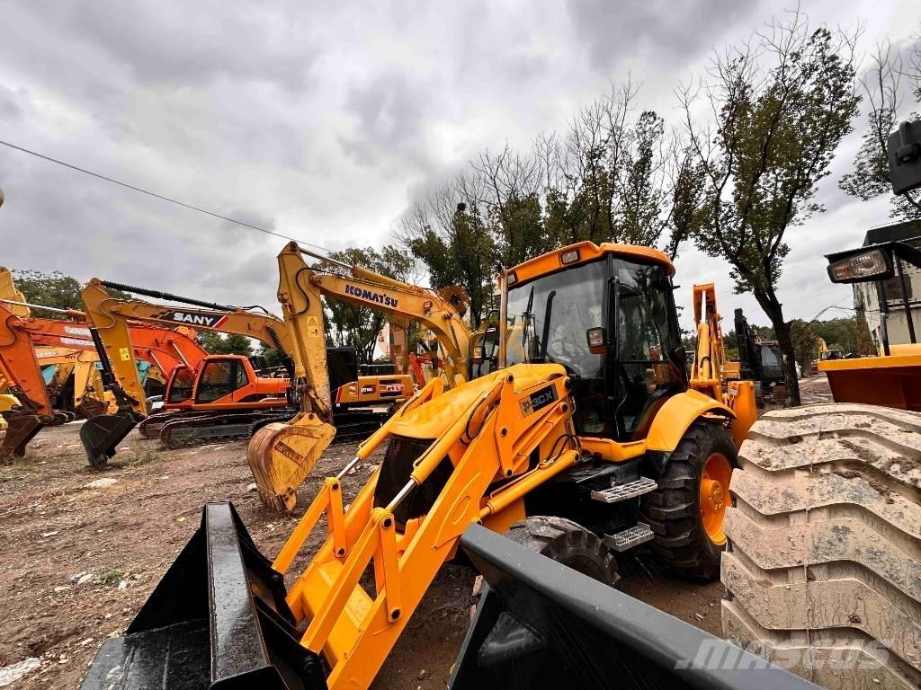 JCB 3 CX Rýpadlo-nakladače