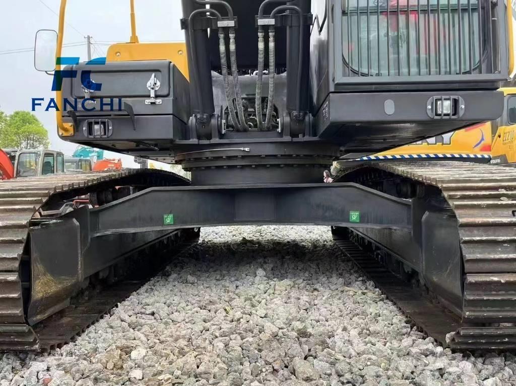 Volvo EC 240 Pásová rýpadla