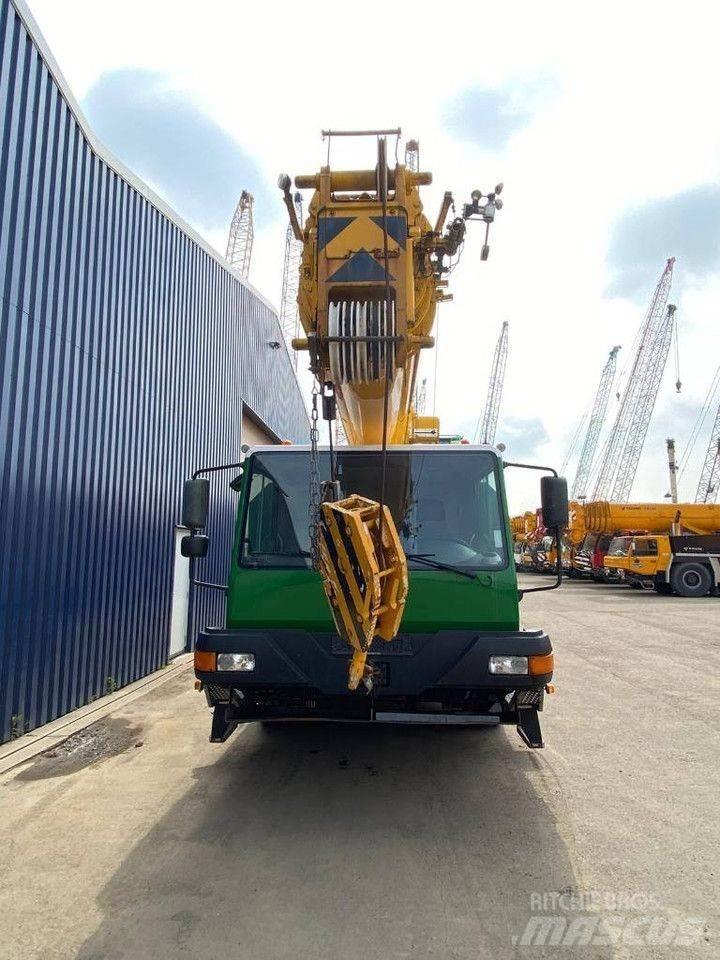 Liebherr LTM1030-2 Univerzální terénní jeřáby