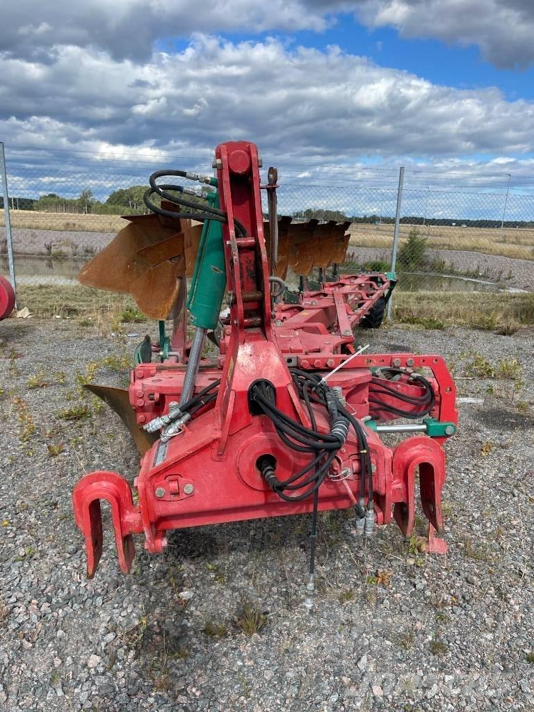 Kverneland EG85 Oboustranné pluhy