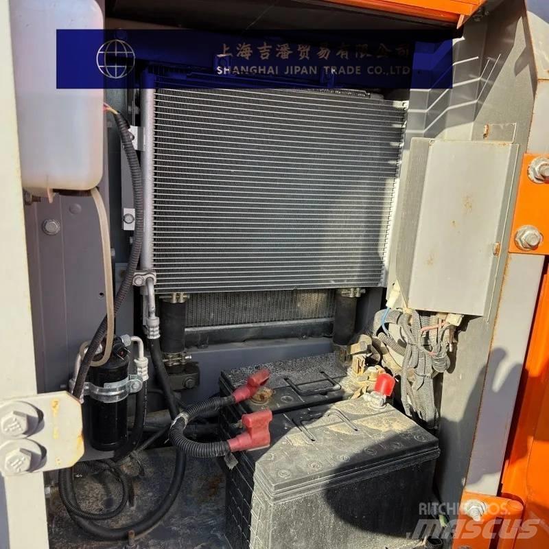 Hitachi ZX 70 Midi rýpadla 7t - 12t