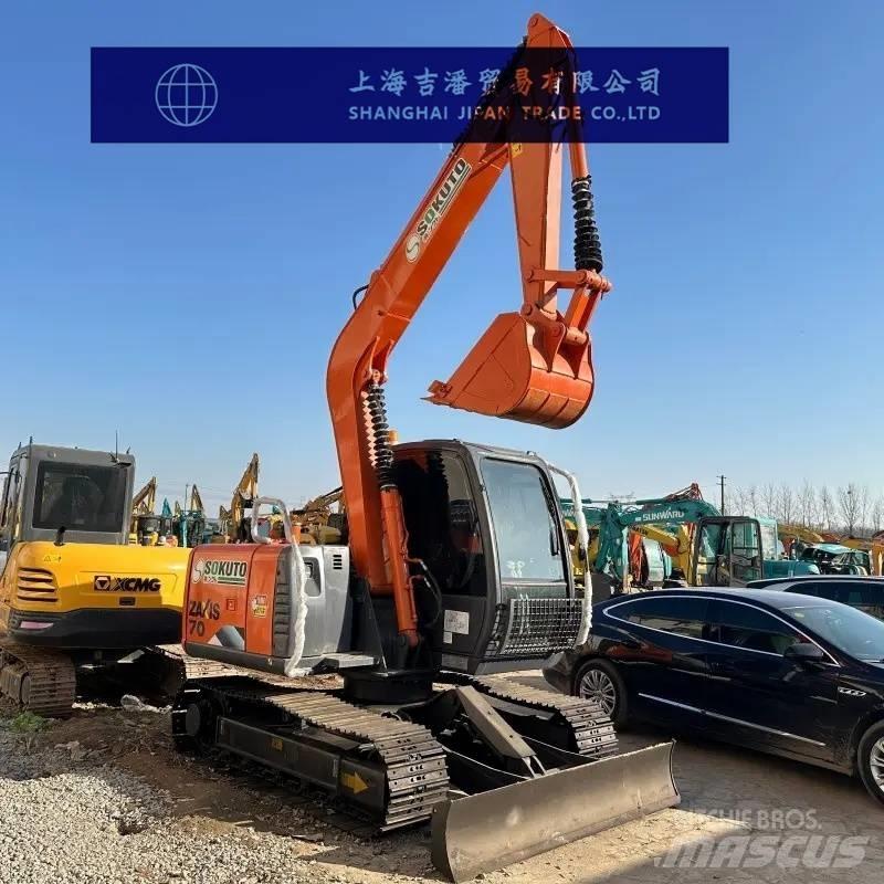 Hitachi ZX 70 Midi rýpadla 7t - 12t