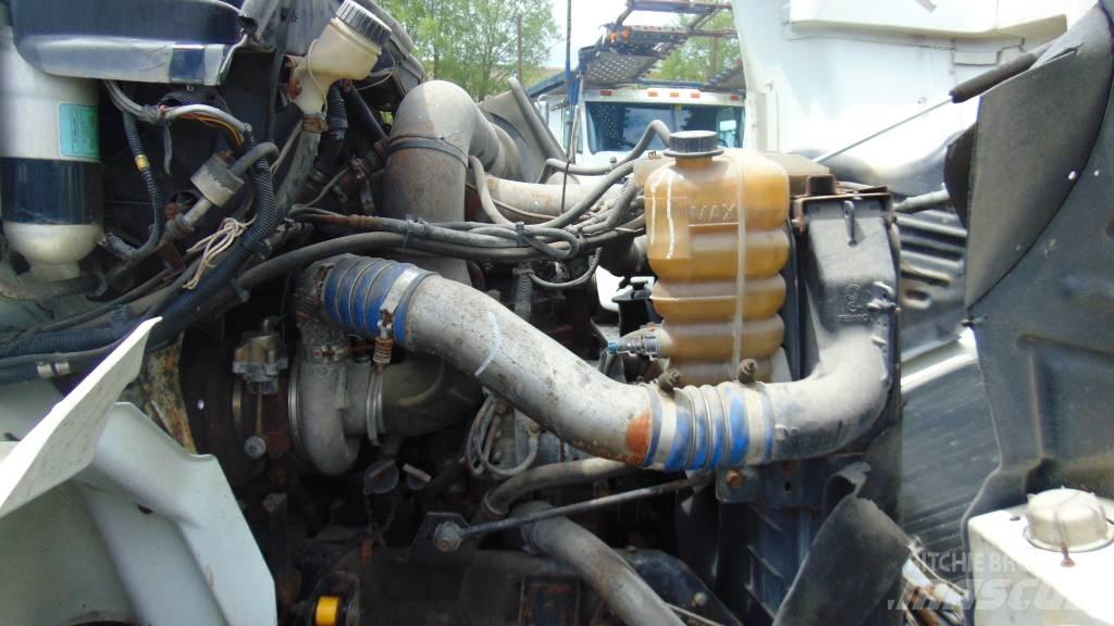 International 8600 Tahače