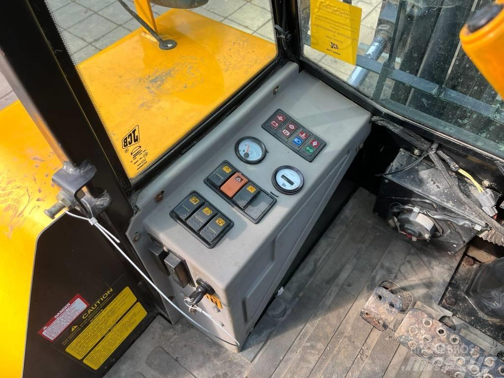 JCB 930 Terénní vysokozdvižné vozíky