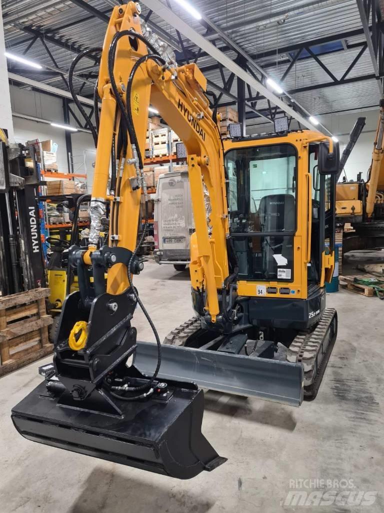 Hyundai R25-9AK Mini rýpadla < 7t