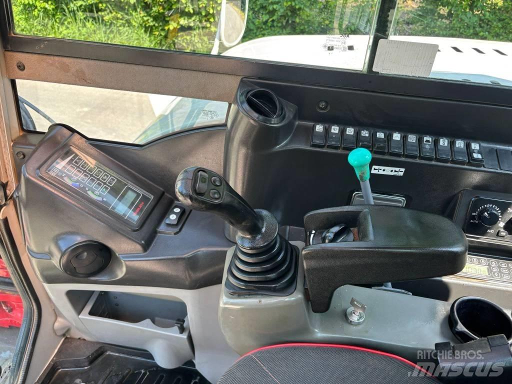 Takeuchi TB 290 Midi rýpadla 7t - 12t
