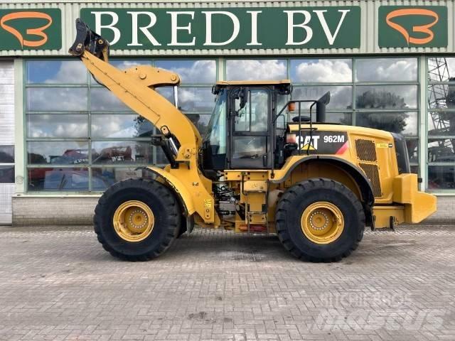 CAT 962 M Kolové nakladače