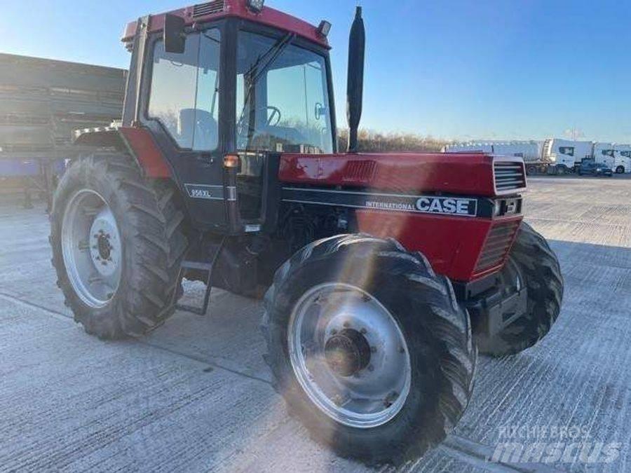 CASE 956XL Traktory