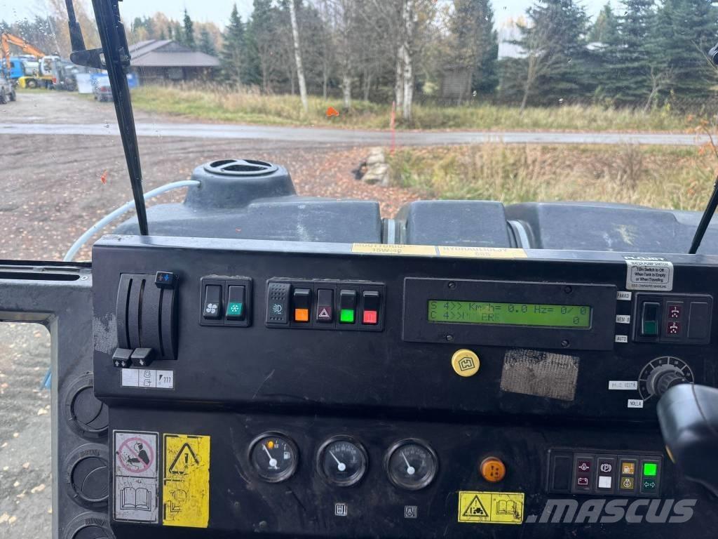 Ammann AV 85-2 Tandemové válce