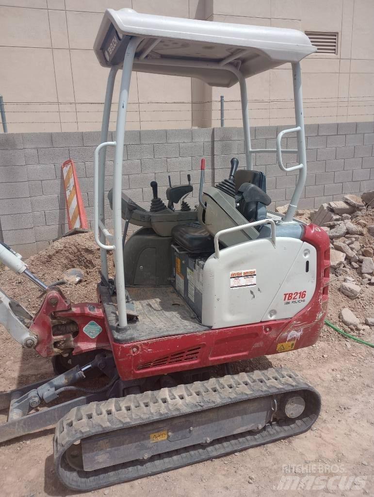 Takeuchi TB216RA Příslušenství a náhradní díly k vrtným zařízením