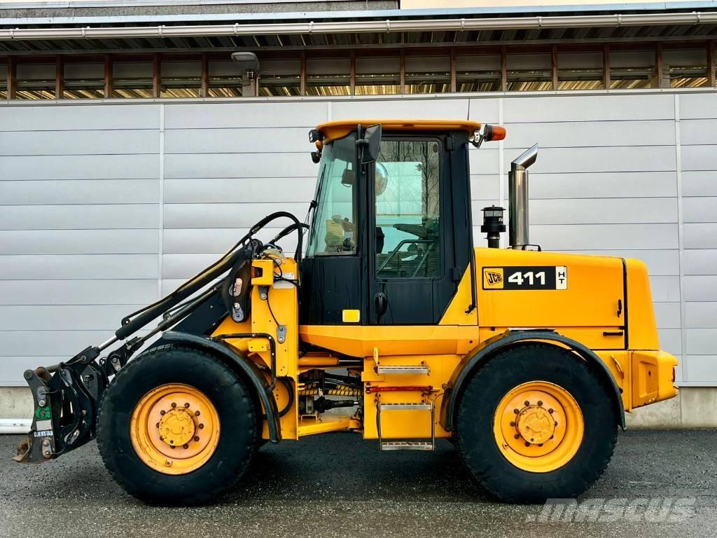 JCB 411 HT Kolové nakladače