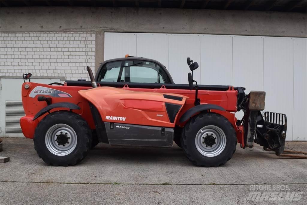 Manitou MT 1440 Teleskopické plošiny