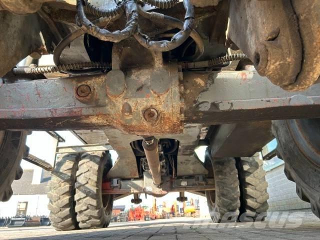 JCB JS 150 W Kolová rýpadla