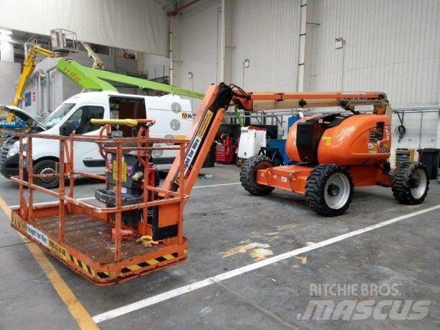 JLG 600AJ Kloubové plošiny