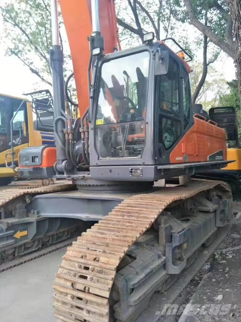 Doosan DX 530 LC-5 Pásová rýpadla