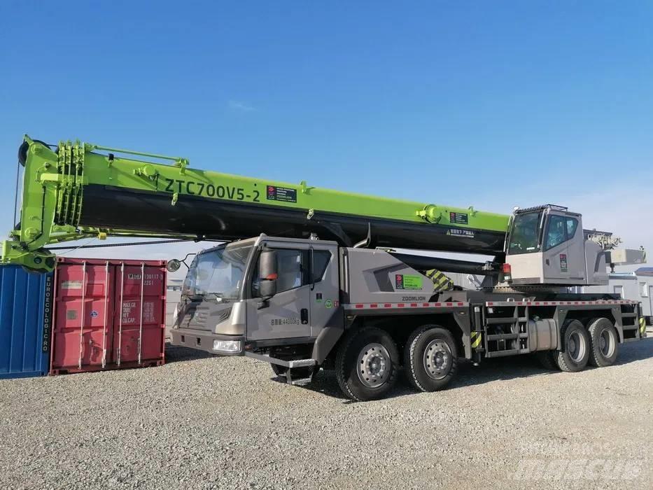 Zoomlion ZTC700V562 Pásové jeřáby