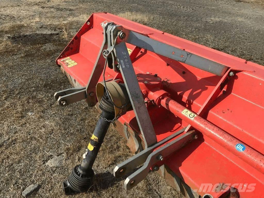 Kuhn RM 280 Drtící zařízení