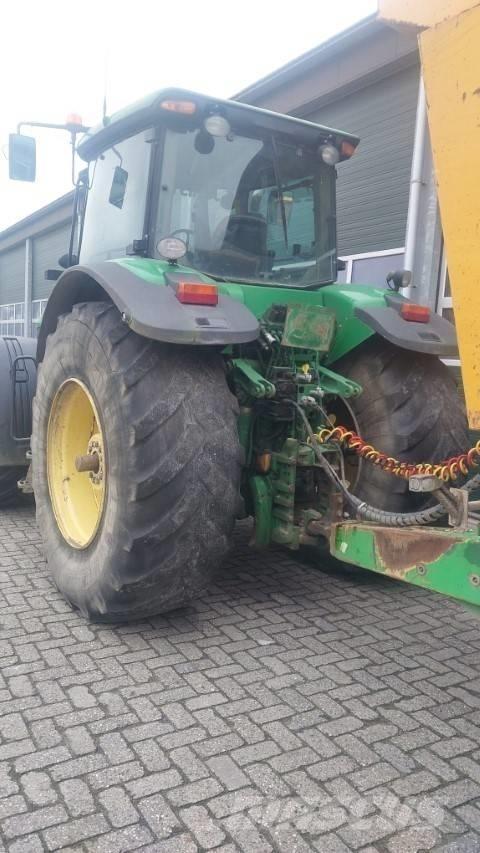 John Deere 7730 AS Traktory