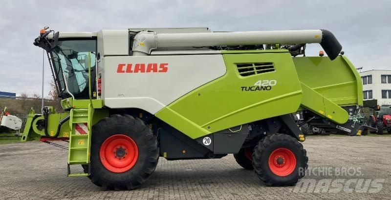 CLAAS TUCANO 420 Sklízecí mlátičky