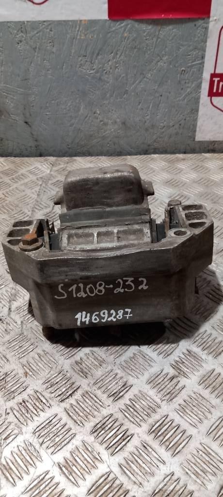 Scania 94 D.    1469287 Podvozky a zavěšení kol