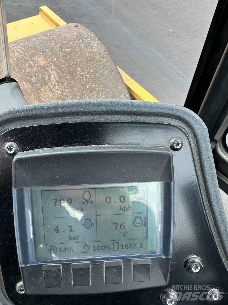 CAT CS 76 B Tandemové válce