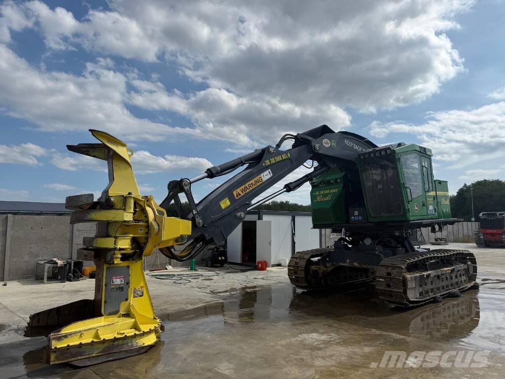 John Deere 859M Kácecí harvestory