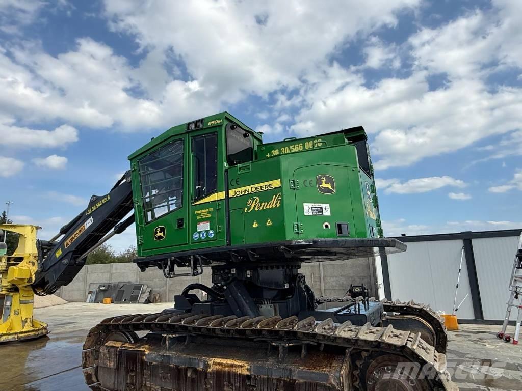 John Deere 859M Kácecí harvestory