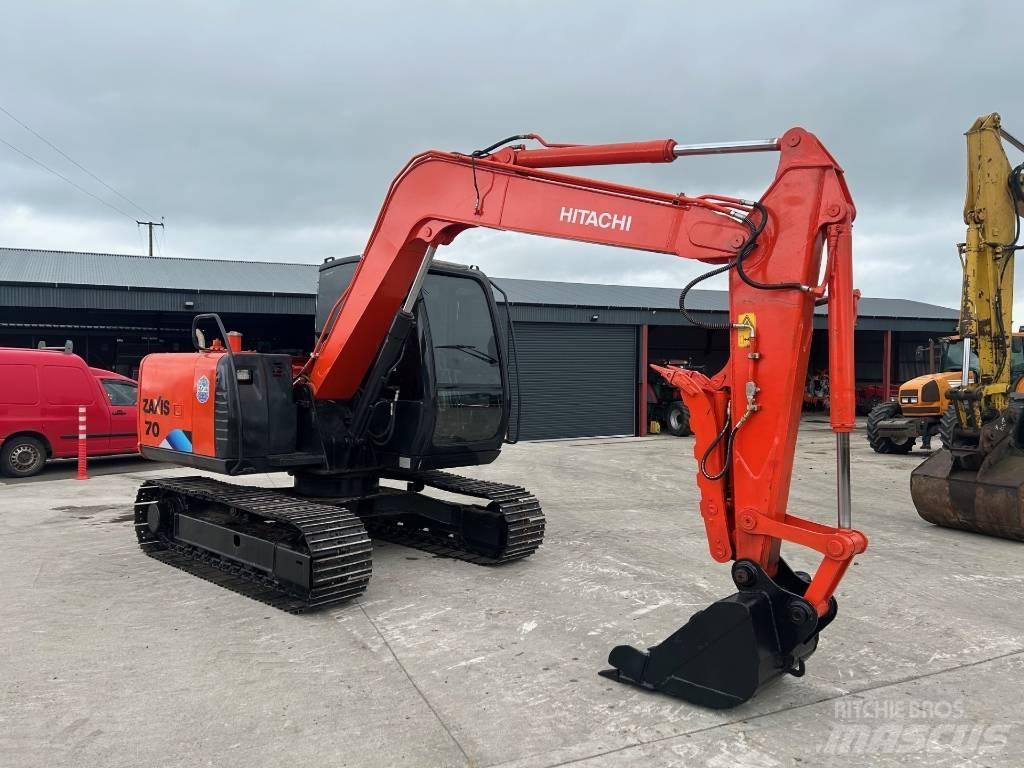 Hitachi Zaxis 70 Midi rýpadla 7t - 12t