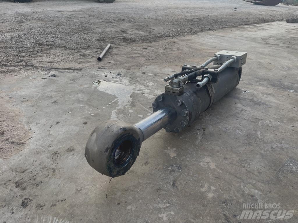 Liebherr A 910 Comp Hydraulika