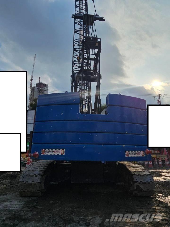 Sumitomo SCX1000 Univerzální terénní jeřáby