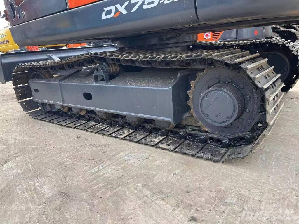 Doosan DX 75 Pásová rýpadla