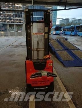 Toyota BT SWE 120 L Ruční paletové vozíky