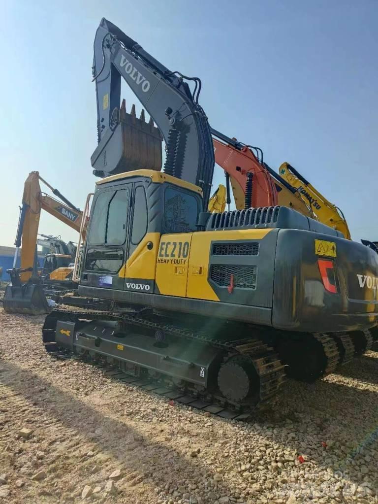 Volvo EC 210 Midi rýpadla 7t - 12t