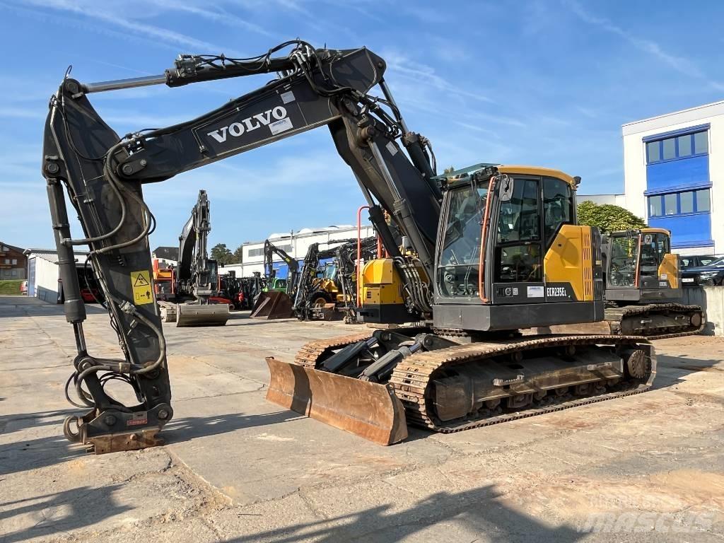 Volvo ECR235EL Pásová rýpadla
