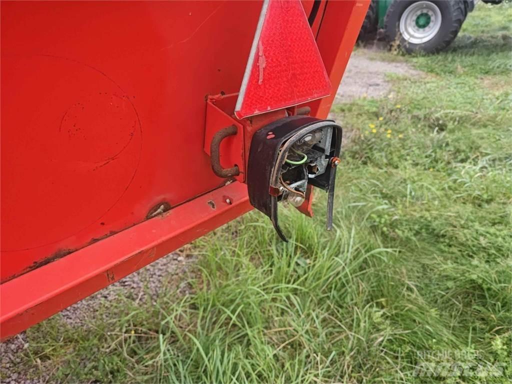 Deutz-Fahr E390 Samosběrné vozy