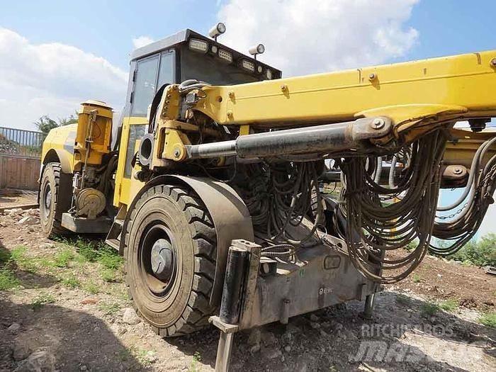 Epiroc E2C Povrchové vrtací stroje
